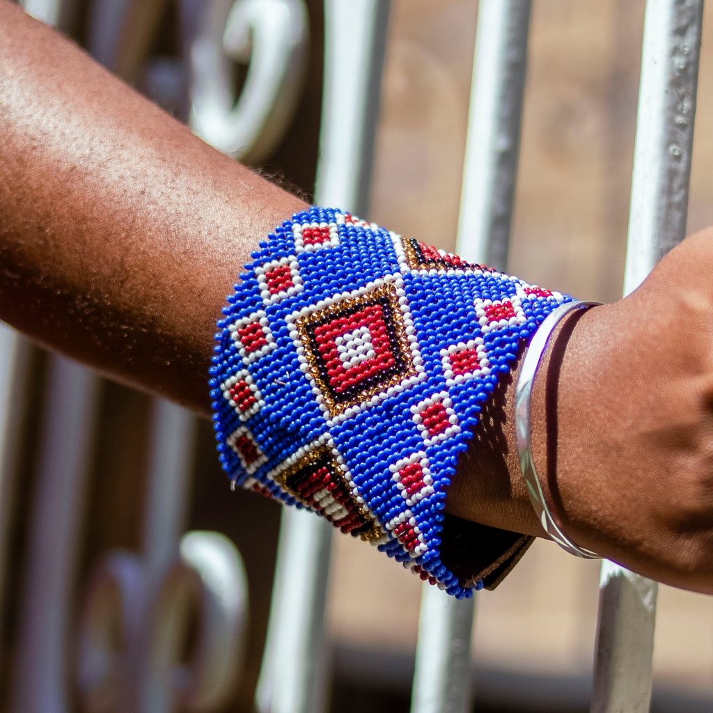 BLUE PATTERN MAASAI BEADED JEWELY FROM ENKANASHE JEWELRY KENYA
